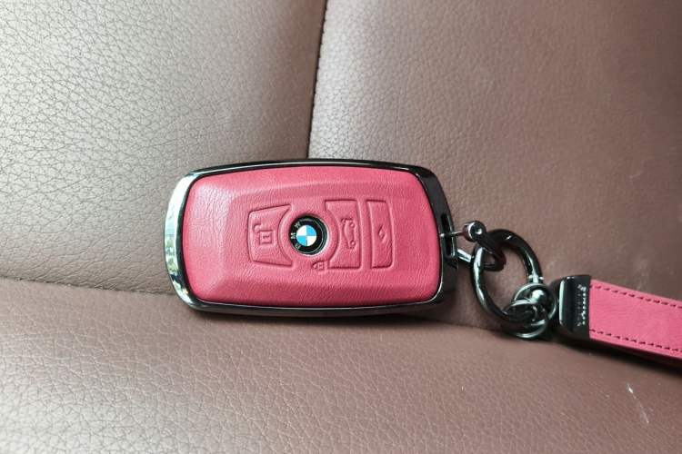 Used BMW 5 Series 2014 520Li Elegant Model Vehicle Key