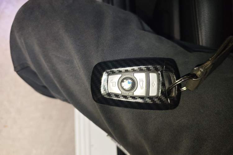 Used BMW 5 Series 2014 525Li Leading Model Vehicle Key