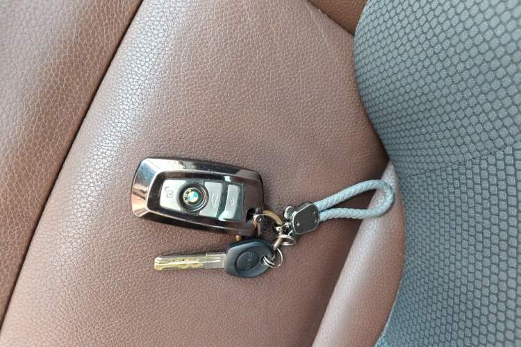 Used BMW 5 Series 2014 525Li Leading Model Vehicle Key