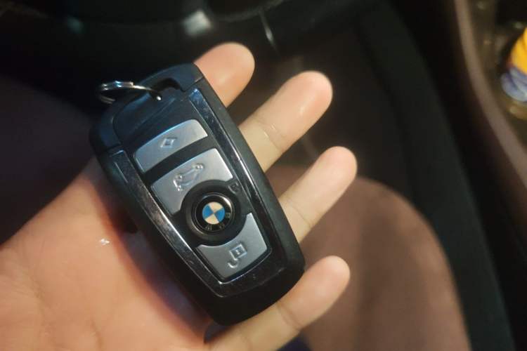 Used BMW 5 Series 2014 525Li Leading Model Vehicle Key