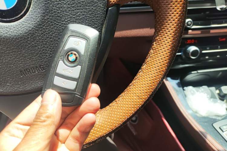 Used BMW 5 Series 2014 520Li Elegant Model Vehicle Key