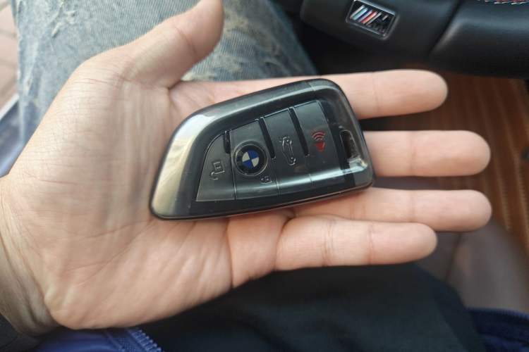 Used BMW 5 Series 2014 520Li Elegant Model Vehicle Key