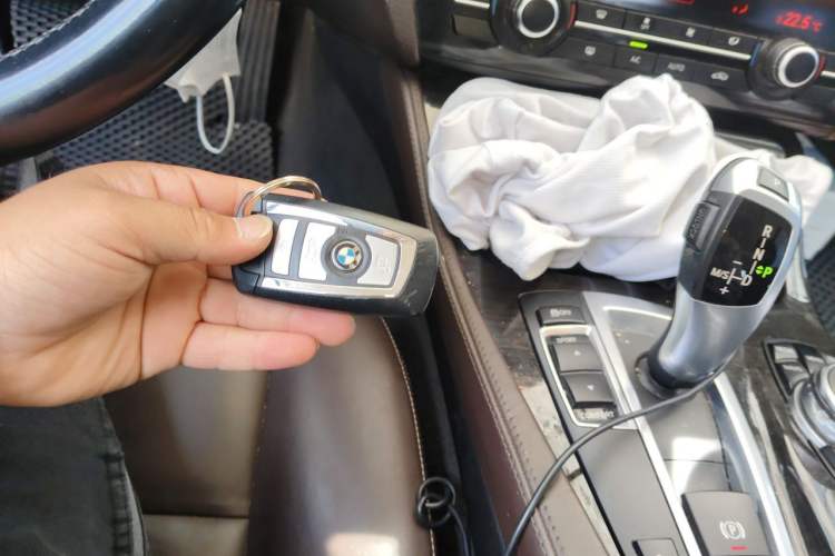Used BMW 5 Series 2014 525Li Luxury Design Package Vehicle Key