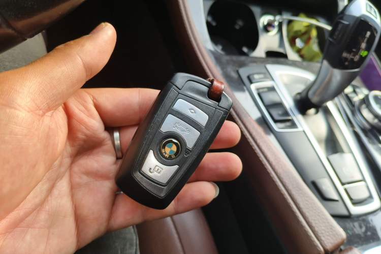 Used BMW 5 Series 2014 535Li Leading Model Vehicle Key