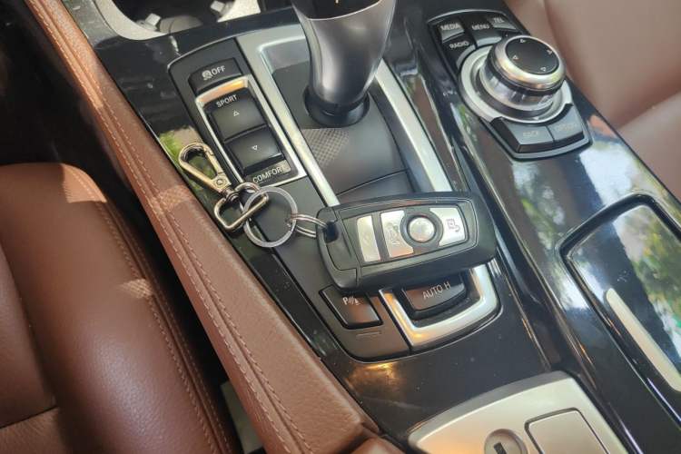 Used BMW 5 Series 2014 520Li Elegant Model Vehicle Key