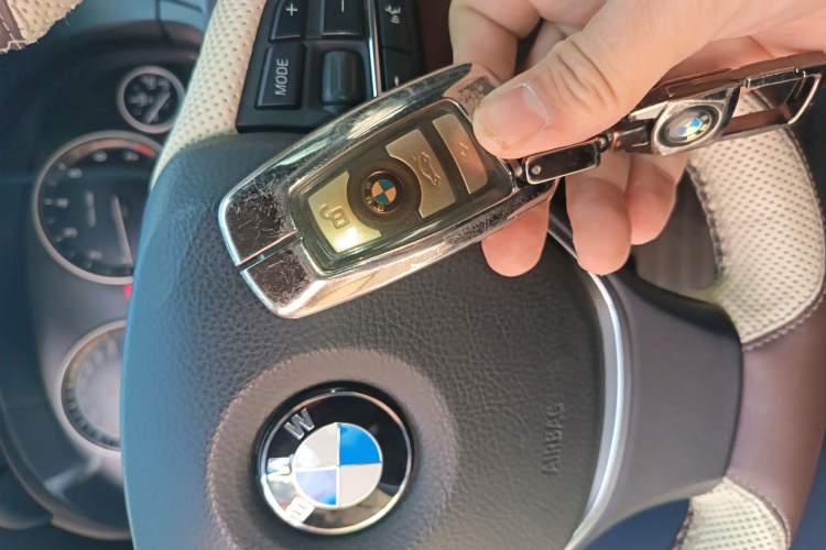 Used BMW 5 Series 2014 528Li Leading Model Vehicle Key