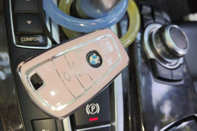 Used BMW 5 Series 2014 525Li Leading Model Vehicle Key