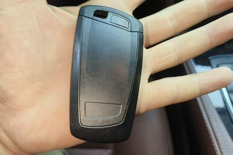 Used BMW 5 Series 2014 520Li Elegant Model Vehicle Key