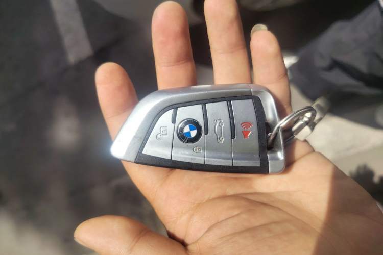 Used BMW 5 Series 2014 525Li Luxury Design Package Vehicle Key