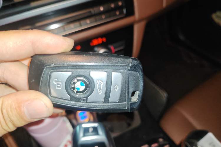 Used BMW 5 Series 2014 520Li Elegant Model Vehicle Key