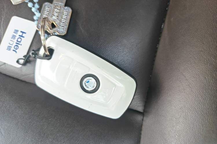Used BMW 5 Series 2014 525Li Luxury Design Package Vehicle Key