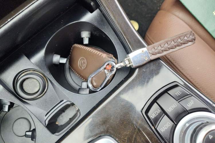 Used BMW 5 Series 2014 525Li Leading Model Vehicle Key