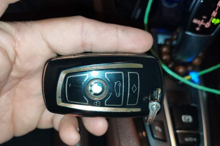 Used BMW 5 Series 2014 525Li Leading Model Vehicle Key