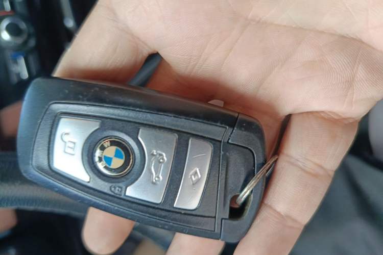 Used BMW 5 Series 2014 525Li Leading Model Vehicle Key