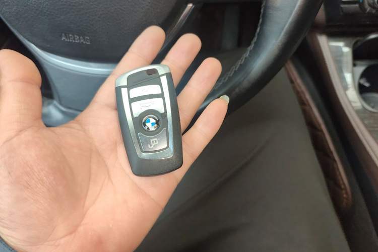Used BMW 5 Series 2014 525Li Luxury Design Package Vehicle Key