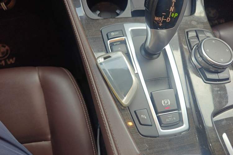 Used BMW 5 Series 2014 525Li Luxury Design Package Vehicle Key