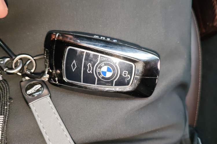 Used BMW 5 Series 2014 525Li Luxury Design Package Vehicle Key