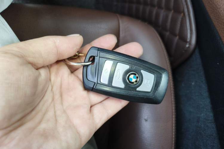Used BMW 5 Series 2014 525Li Leading Model Vehicle Key