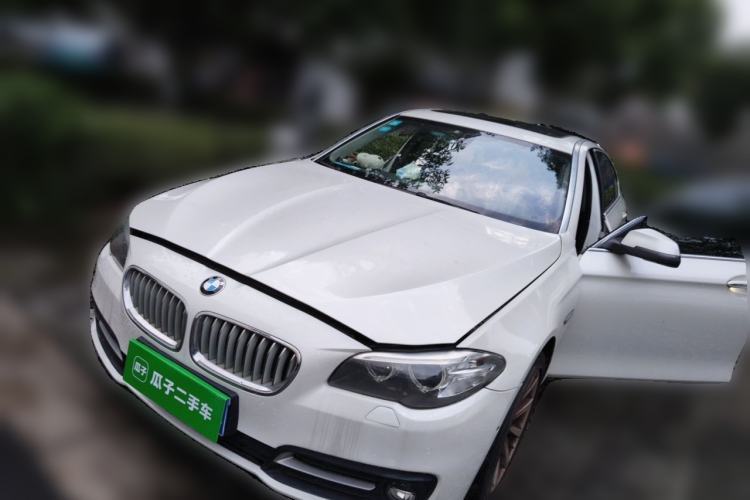 Ojetý BMW 5 Series 2014 535Li Leading Model Guazi used car, China used car export, Used car for sale, Used cars, Cheapest cars for sale