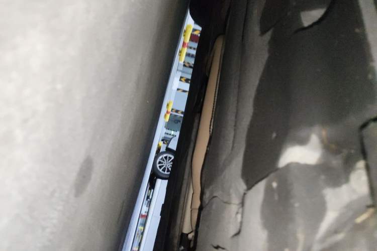 Used BMW 5 Series 2014 520Li Elegant Model Chassis Front Right
