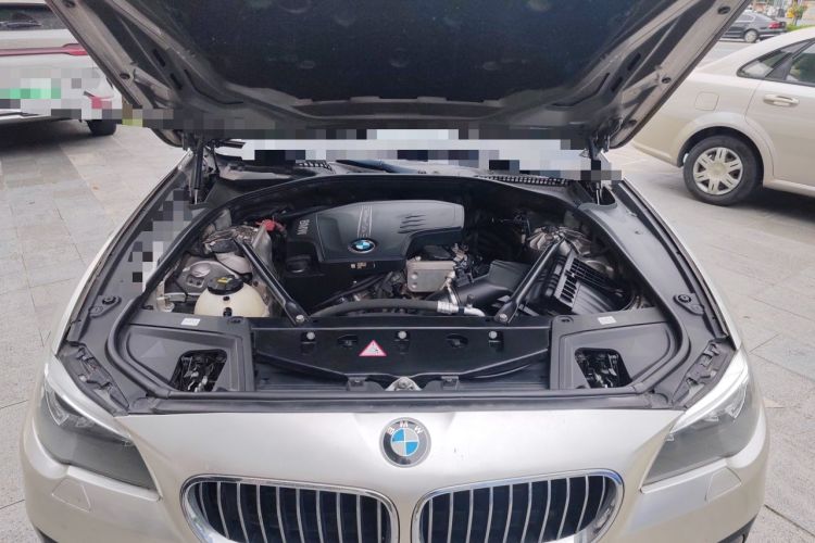 Used BMW 5 Series 2014 520Li Elegant Model Engine Bay