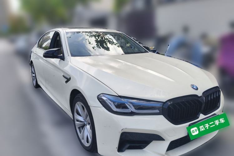 Used BMW 5 Series 2014 525Li Luxury Design Package Front Right 45 Deg
