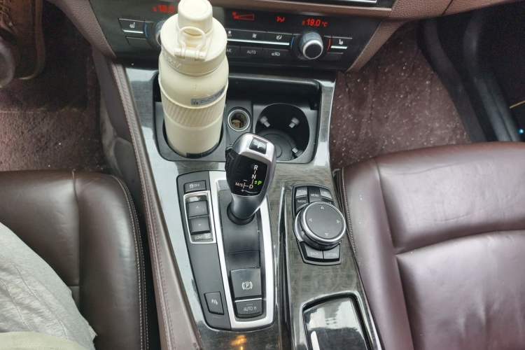 Used BMW 5 Series 2014 525Li Luxury Design Package Gear Lever
