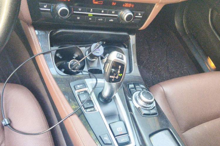 Used BMW 5 Series 2014 525Li Leading Model Gear Lever