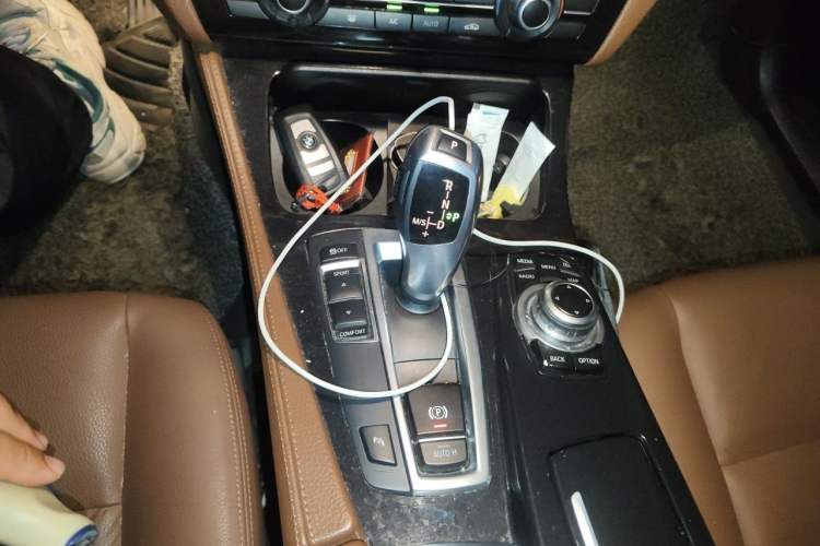 Used BMW 5 Series 2014 520Li Elegant Model Gear Lever