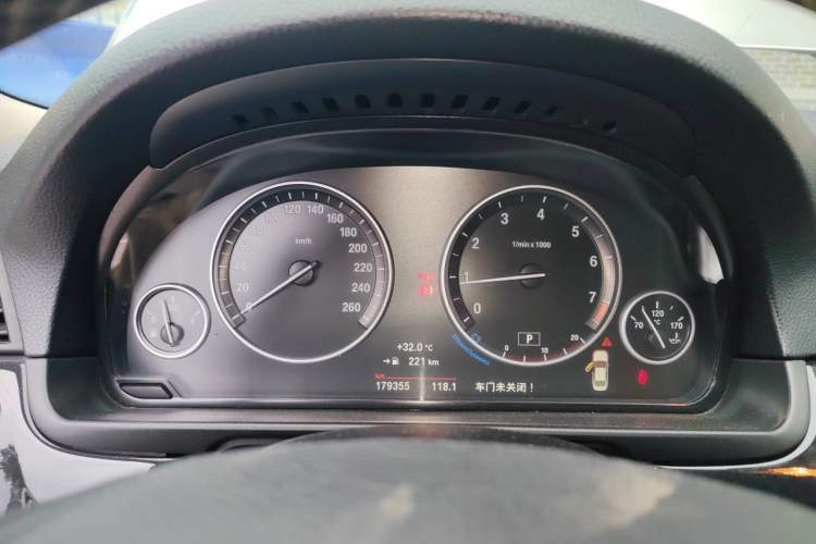 Used BMW 5 Series 2014 520Li Elegant Model Instrument Cluster
