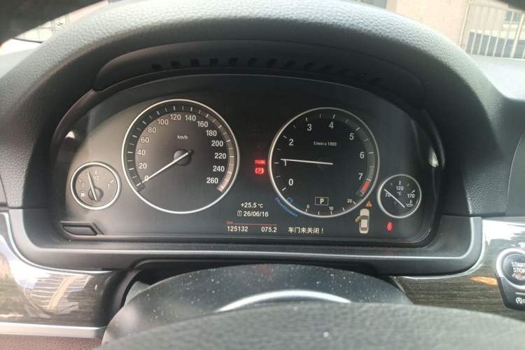 Used BMW 5 Series 2014 525Li Luxury Design Package Instrument Cluster