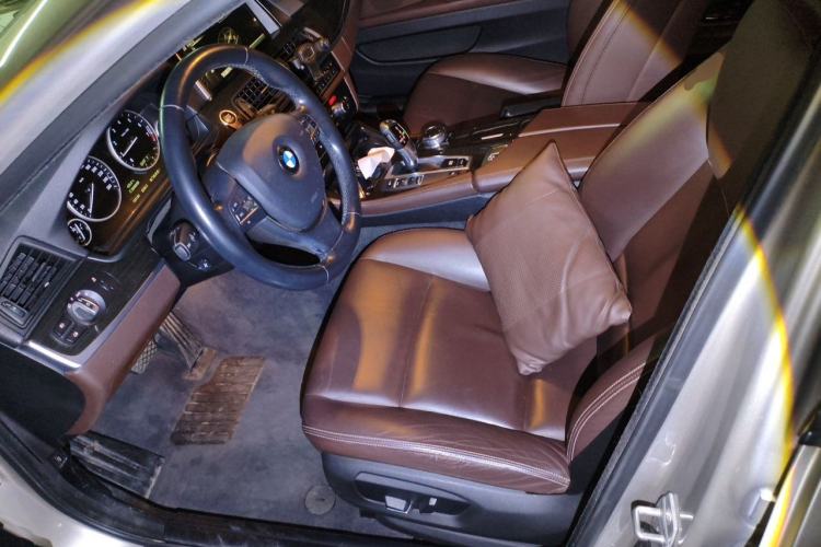 Used BMW 5 Series 2014 525Li Luxury Design Package Left Front Seat