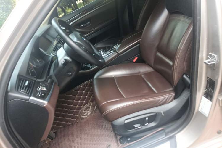 Used BMW 5 Series 2014 525Li Luxury Design Package Left Front Seat