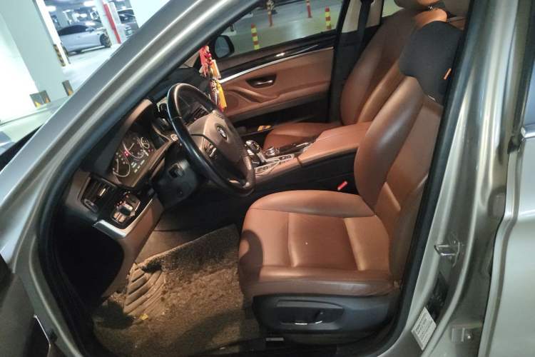 Used BMW 5 Series 2014 520Li Elegant Model Left Front Seat