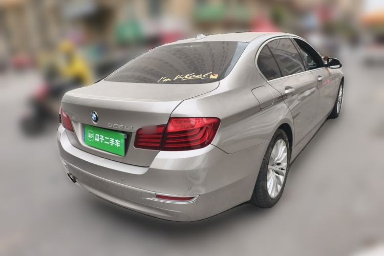 Used BMW 5 Series 2014 525Li Luxury Design Package Rear Right 45 Deg