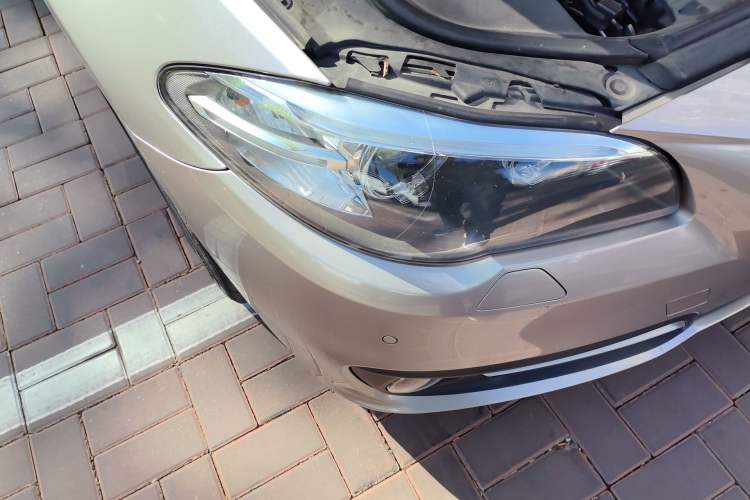 Used BMW 5 Series 2014 520Li Elegant Model Right Front Headlight