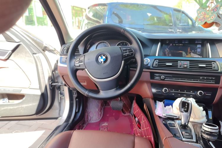 Used BMW 5 Series 2014 520Li Elegant Model Steering Wheel