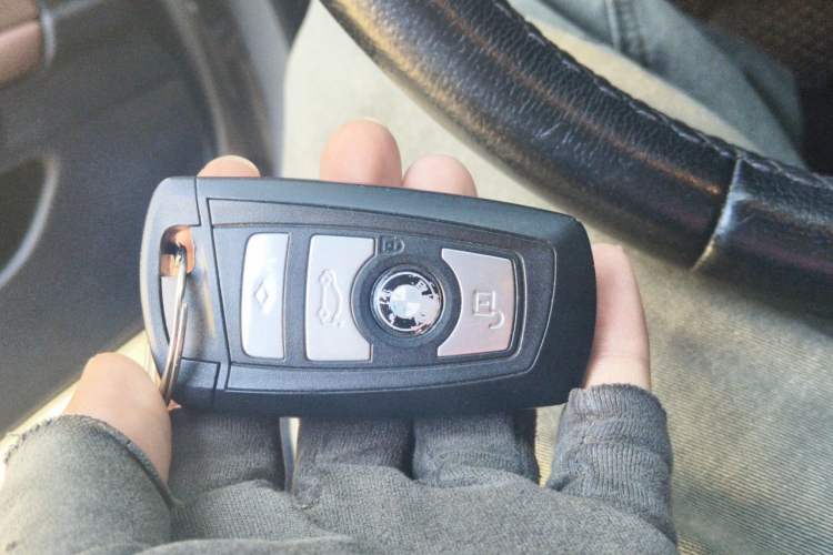 Used BMW 5 Series 2014 525Li Leading Model Vehicle Key