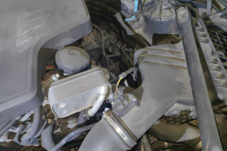 Used BMW 5 Series 2015 520i Elegant Edition Engine Bay Left