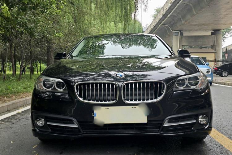 Used BMW 5 Series 2015 520i Elegant Edition Exterior 1