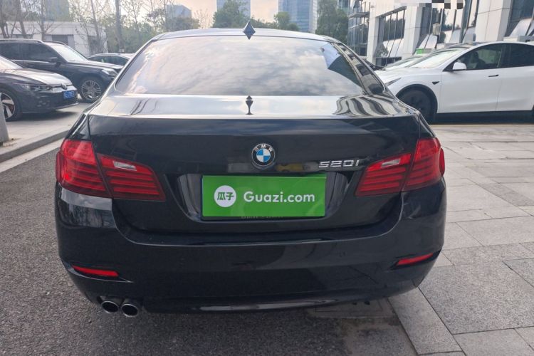 Used BMW 5 Series 2015 520i Elegant Edition Exterior 4