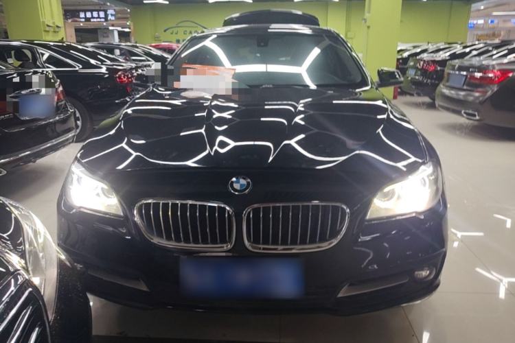 Used BMW 5 Series 2015 520i Elegant Edition Front
