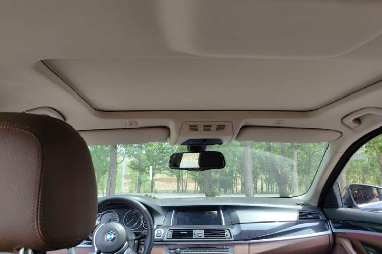 Used BMW 5 Series 2015 520i Elegant Edition Headliner