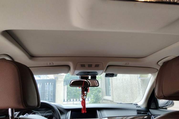 Used BMW 5 Series 2015 535Li Leading Model Headliner