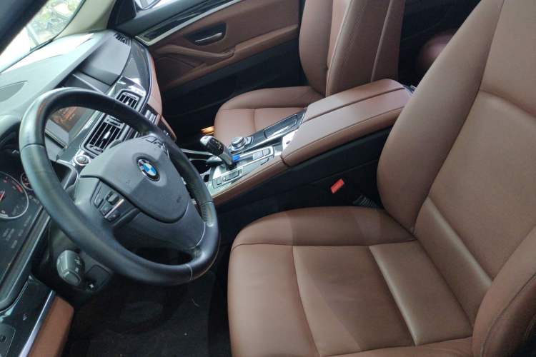 Used BMW 5 Series 2015 520i Elegant Edition Left Front Seat