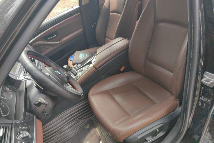Used BMW 5 Series 2015 520i Elegant Edition Left Front Seat