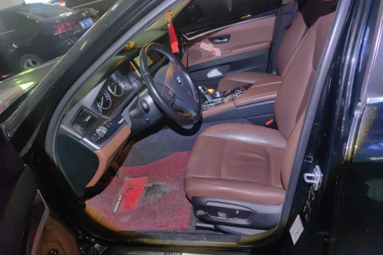 Used BMW 5 Series 2015 520i Elegant Edition Left Front Seat