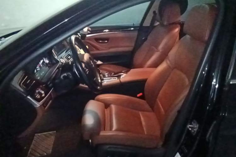Used BMW 5 Series 2015 535Li Leading Model Left Front Seat