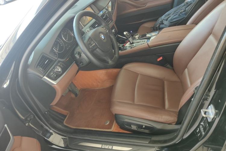 Used BMW 5 Series 2015 520i Elegant Edition Left Front Seat
