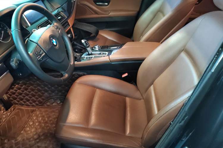 Used BMW 5 Series 2015 520i Elegant Edition Left Front Seat